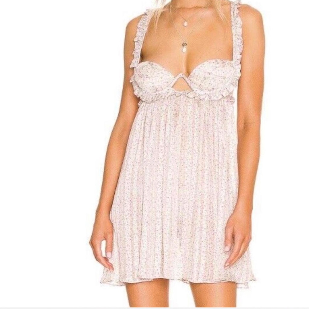For love and lemons gorg dress